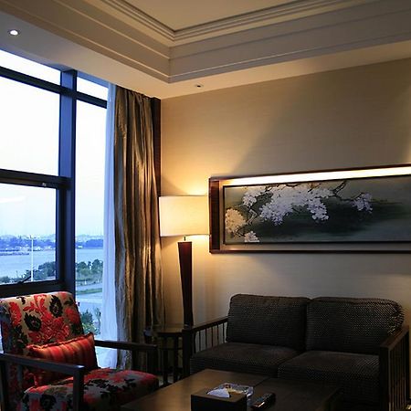 Southern Club Hotel Guangzhou Rum bild